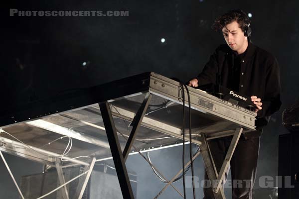 JAMIE XX - 2014-08-16 - SAINT MALO - Fort de St Pere - 